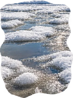 Оттепель: вода поверх льда